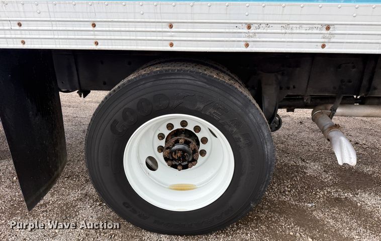 image for item EG0872 2018 Freightliner  Business Class M2 box truck