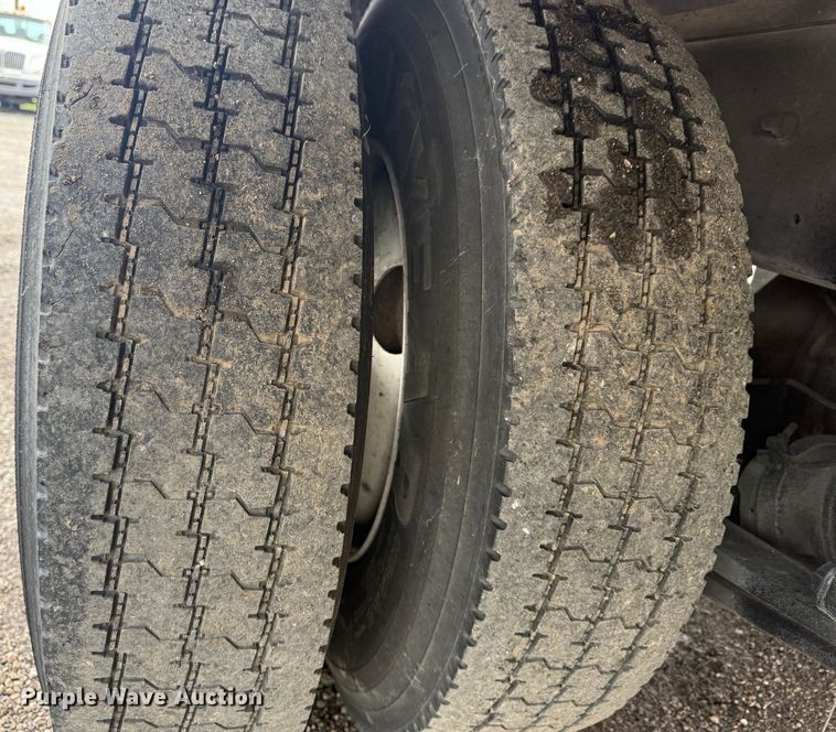 image for item EG0872 2018 Freightliner  Business Class M2 box truck