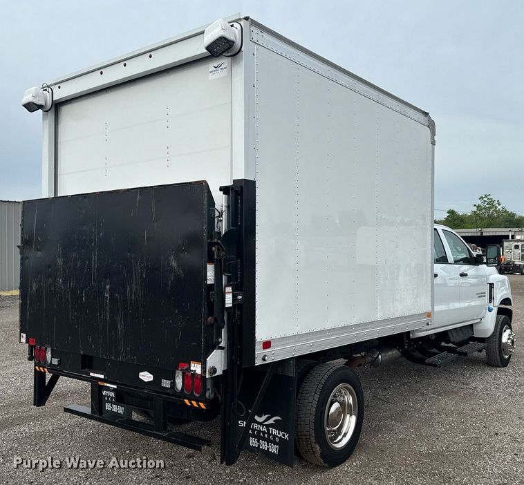 image for item EG5793 2021 Chevrolet Silverado 5500HD Crew Cab box truck