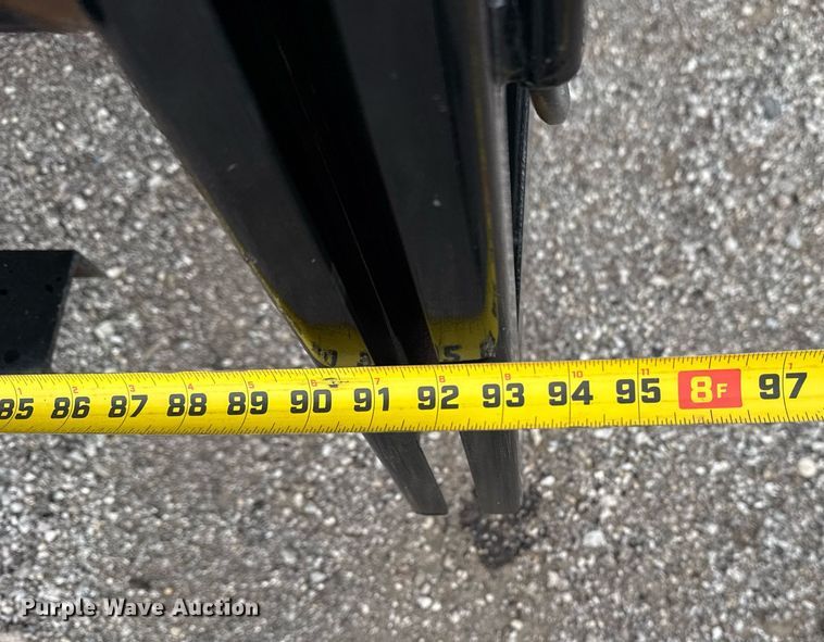 image for item EG5793 2021 Chevrolet Silverado 5500HD Crew Cab box truck