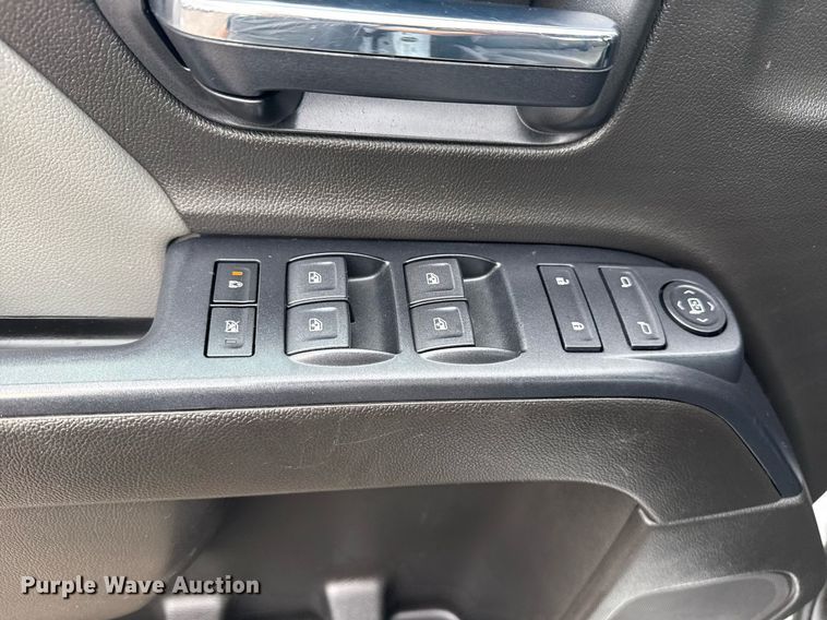 image for item EG5793 2021 Chevrolet Silverado 5500HD Crew Cab box truck