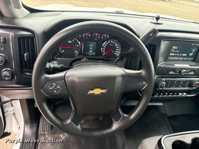 image for item EG5793 2021 Chevrolet Silverado 5500HD Crew Cab box truck