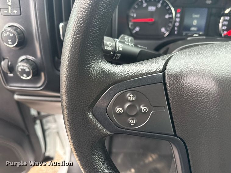 image for item EG5793 2021 Chevrolet Silverado 5500HD Crew Cab box truck