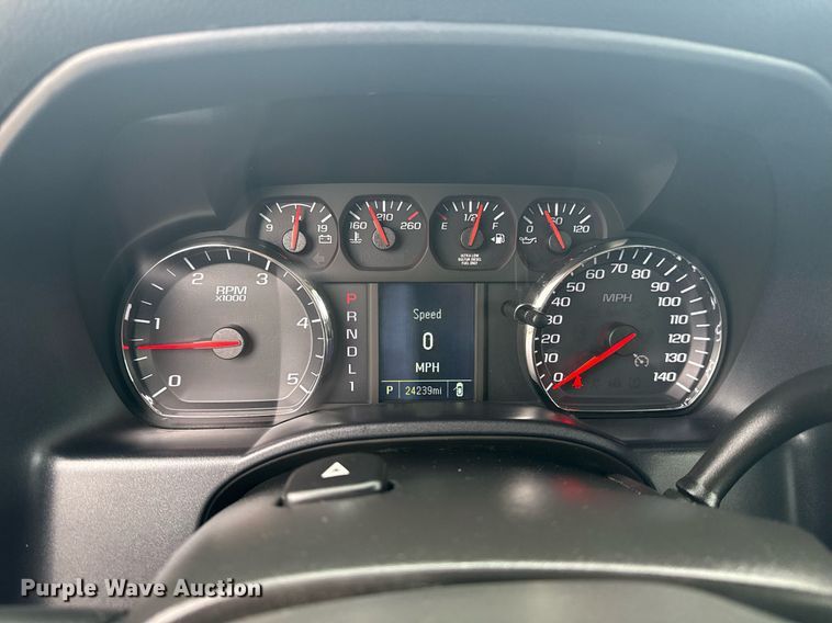 image for item EG5793 2021 Chevrolet Silverado 5500HD Crew Cab box truck