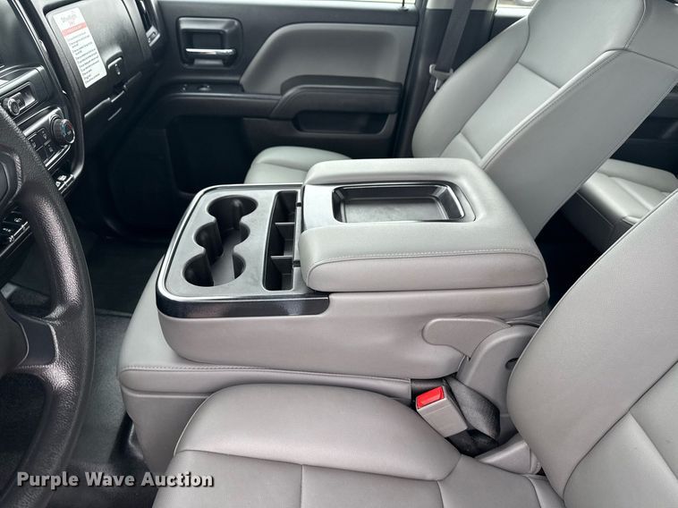 image for item EG5793 2021 Chevrolet Silverado 5500HD Crew Cab box truck