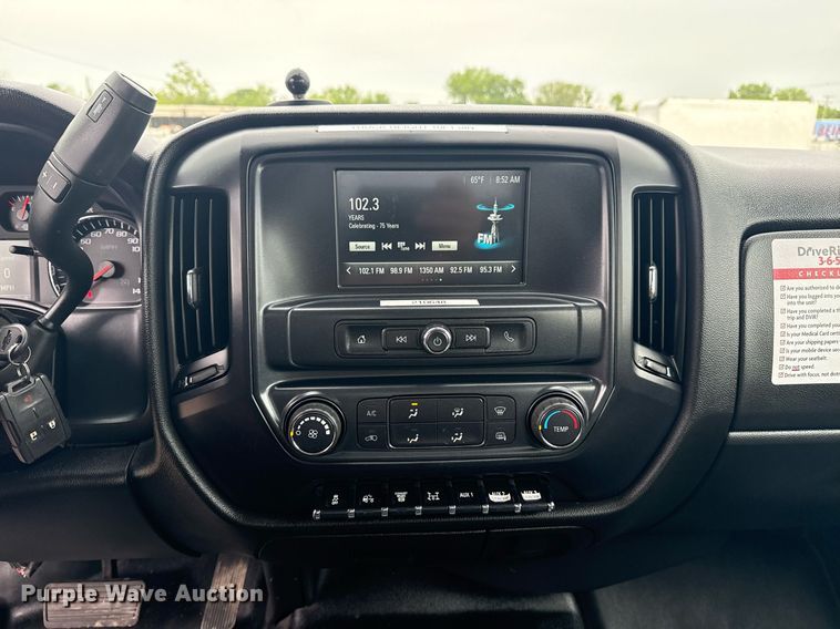 image for item EG5793 2021 Chevrolet Silverado 5500HD Crew Cab box truck