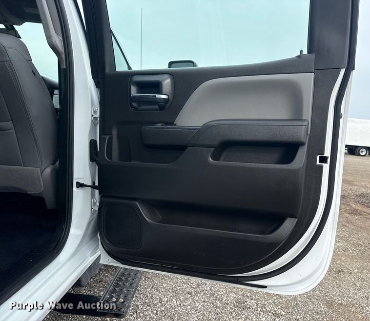 image for item EG5793 2021 Chevrolet Silverado 5500HD Crew Cab box truck