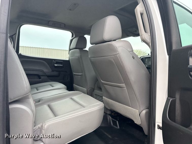 image for item EG5793 2021 Chevrolet Silverado 5500HD Crew Cab box truck