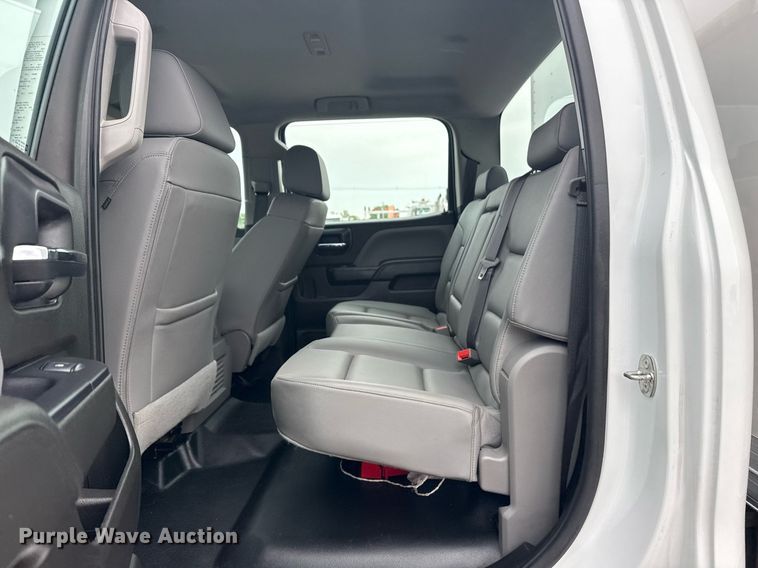 image for item EG5793 2021 Chevrolet Silverado 5500HD Crew Cab box truck