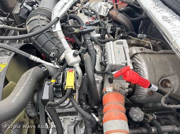 image for item EG5793 2021 Chevrolet Silverado 5500HD Crew Cab box truck