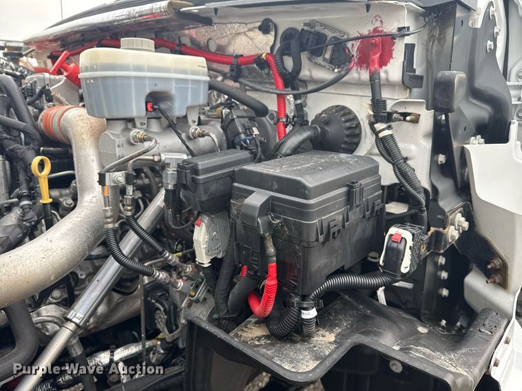 image for item EG5793 2021 Chevrolet Silverado 5500HD Crew Cab box truck