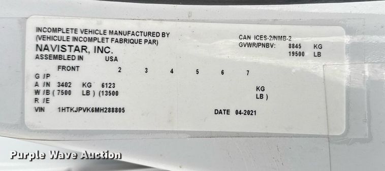 image for item EG5793 2021 Chevrolet Silverado 5500HD Crew Cab box truck