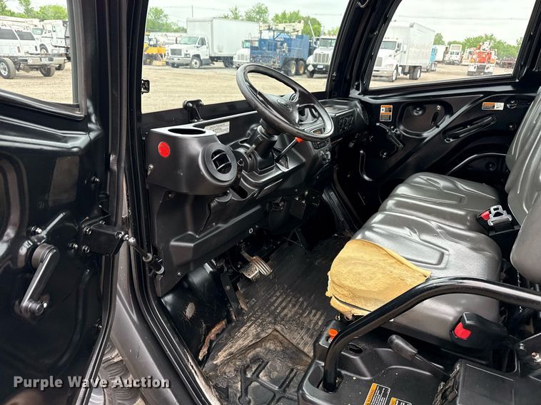 image for item EG5800 2020 Kubota RTV-X1100C utility vehicle