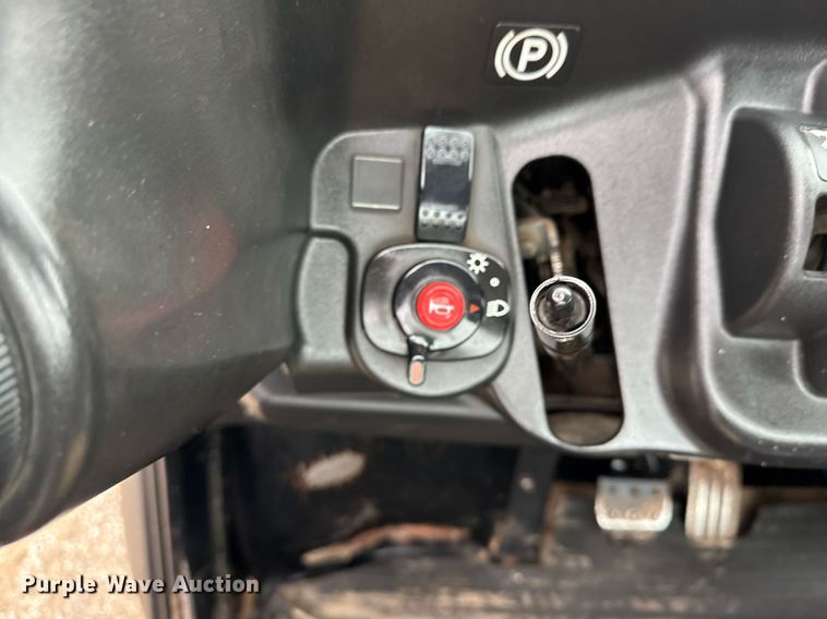 image for item EG5800 2020 Kubota RTV-X1100C utility vehicle