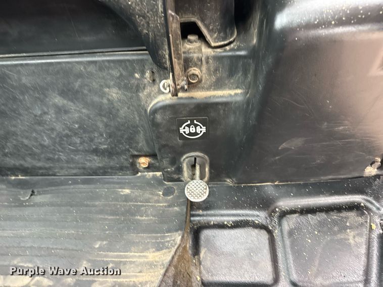 image for item EG5800 2020 Kubota RTV-X1100C utility vehicle