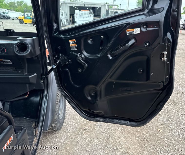 image for item EG5800 2020 Kubota RTV-X1100C utility vehicle