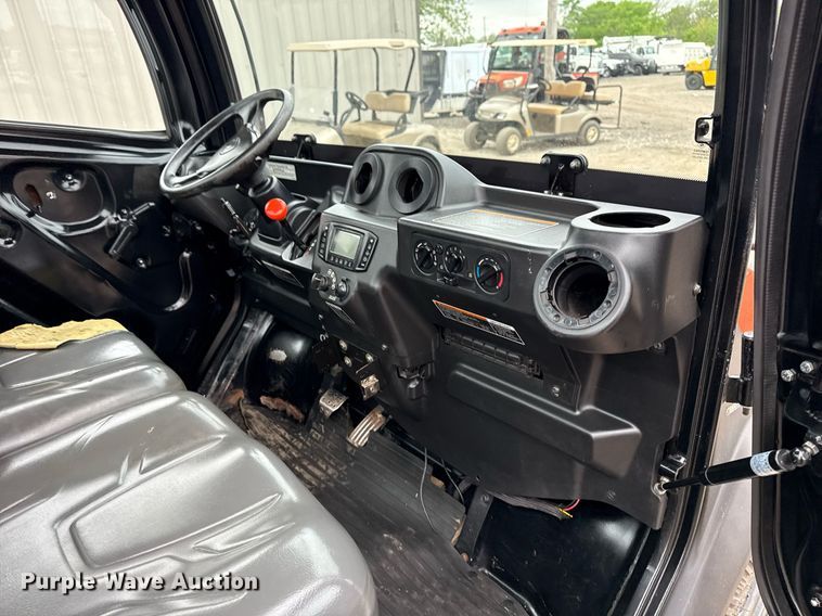image for item EG5800 2020 Kubota RTV-X1100C utility vehicle