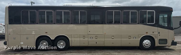 image for item EG5891 2009 Blue Bird Coachworks coach bus