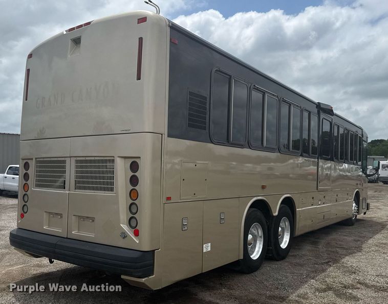 image for item EG5891 2009 Blue Bird Coachworks coach bus