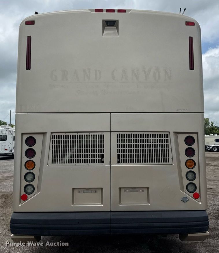 image for item EG5891 2009 Blue Bird Coachworks coach bus