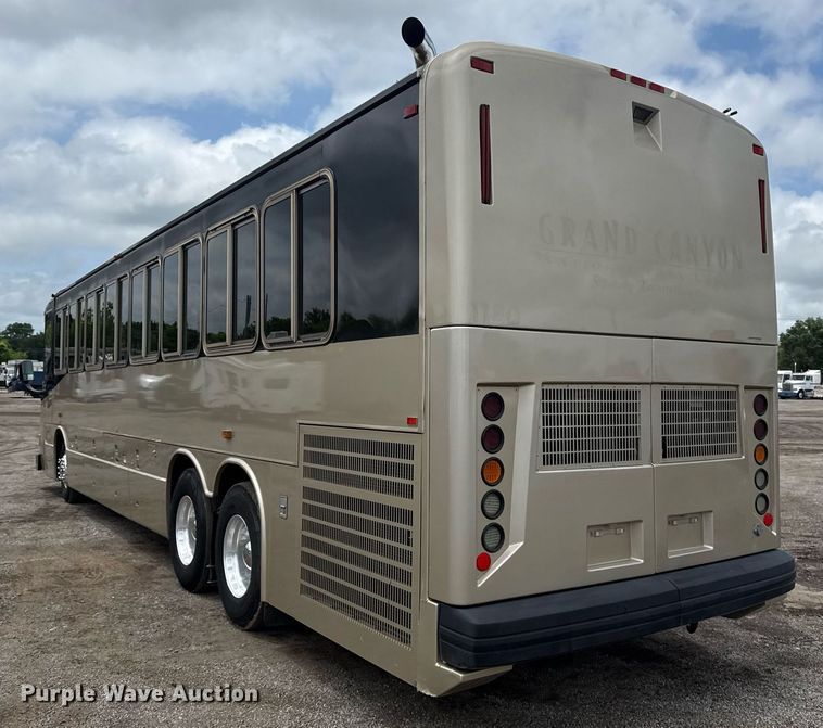 image for item EG5891 2009 Blue Bird Coachworks coach bus