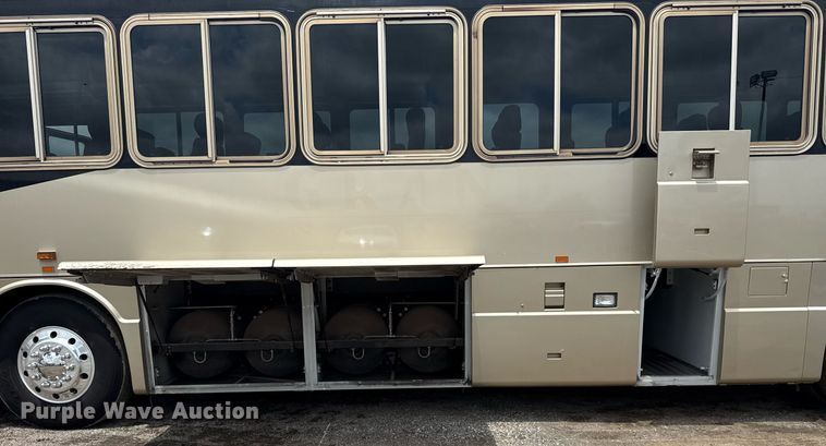 image for item EG5891 2009 Blue Bird Coachworks coach bus