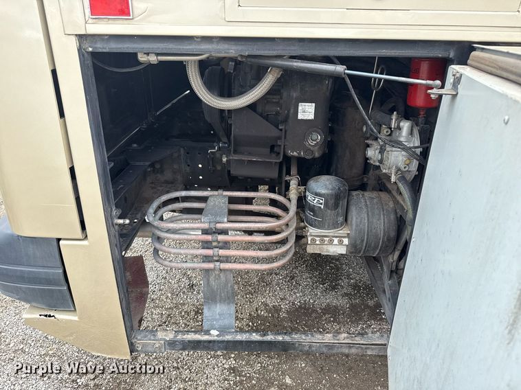 image for item EG5891 2009 Blue Bird Coachworks coach bus