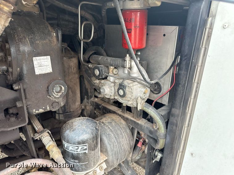 image for item EG5891 2009 Blue Bird Coachworks coach bus