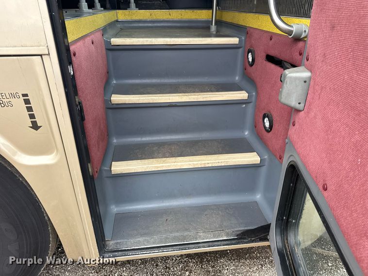 image for item EG5891 2009 Blue Bird Coachworks coach bus