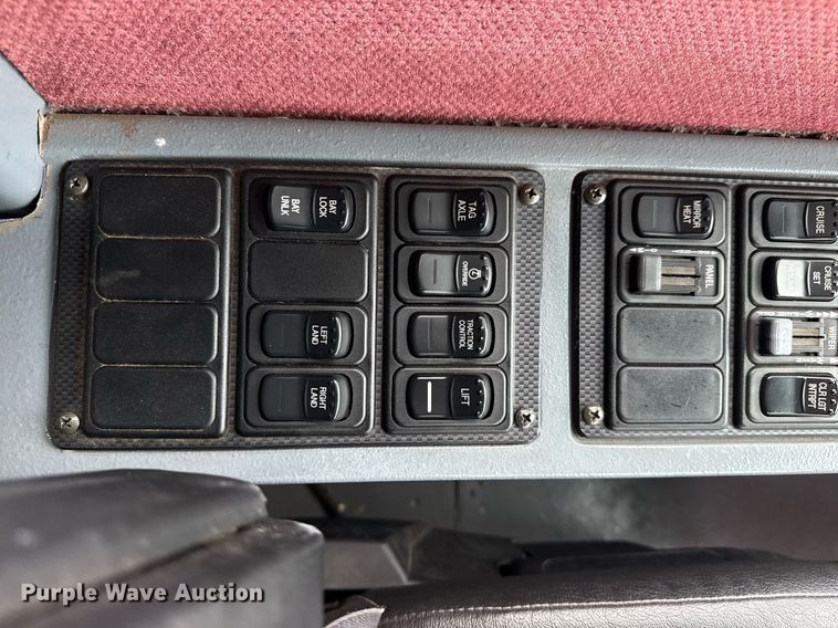 image for item EG5891 2009 Blue Bird Coachworks coach bus