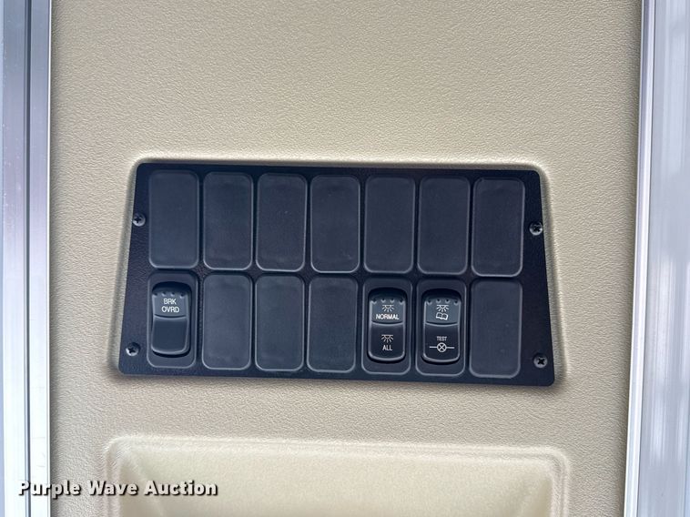 image for item EG5891 2009 Blue Bird Coachworks coach bus