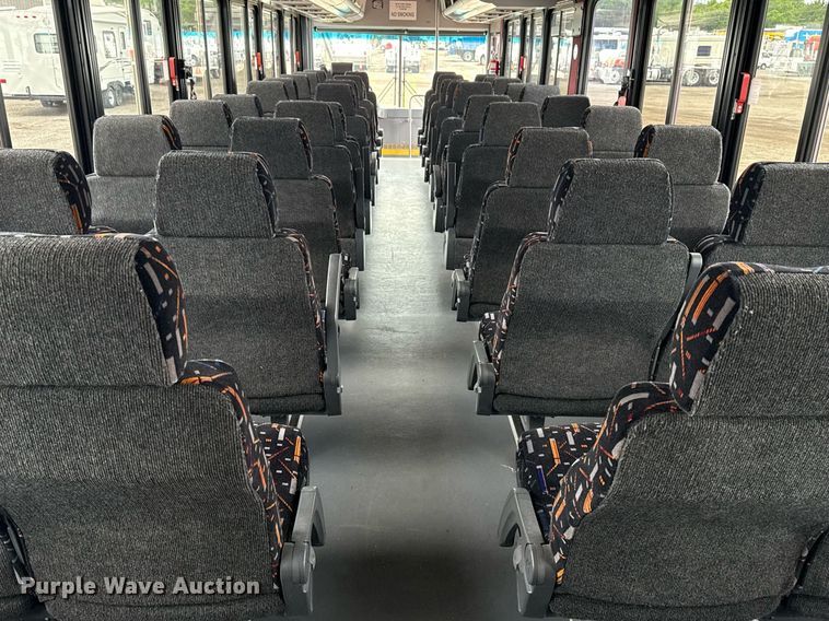 image for item EG5891 2009 Blue Bird Coachworks coach bus