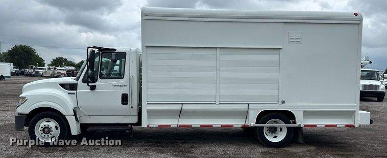 image for item EG5912 2014 International Terrastar box truck