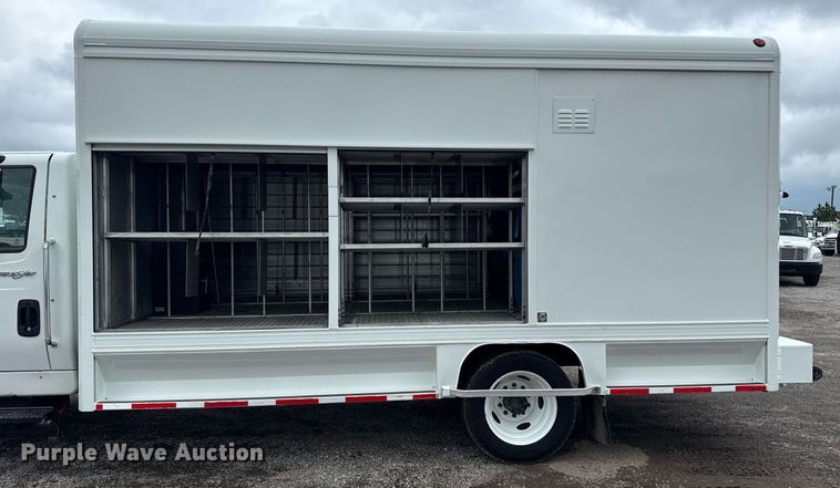 image for item EG5912 2014 International Terrastar box truck