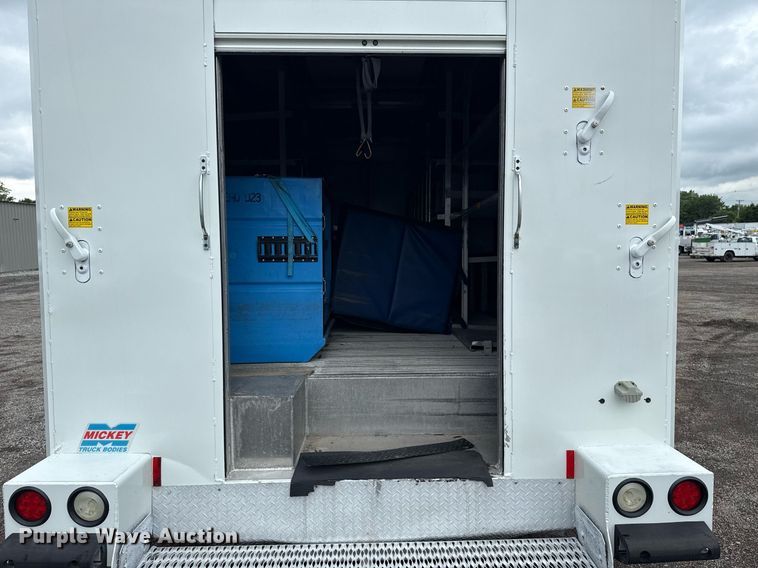 image for item EG5912 2014 International Terrastar box truck