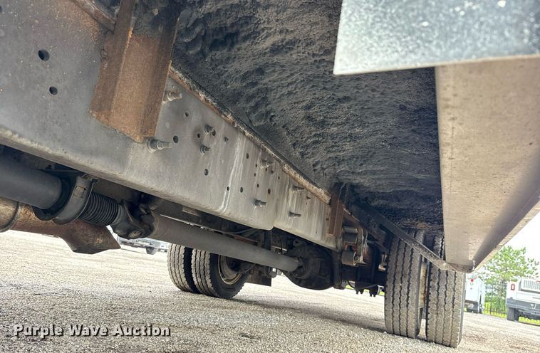 image for item EG5912 2014 International Terrastar box truck