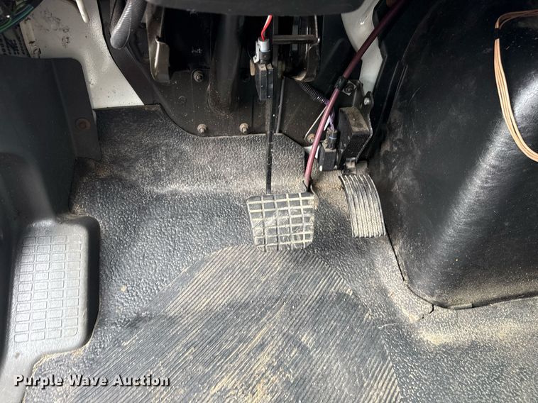 image for item EG5912 2014 International Terrastar box truck