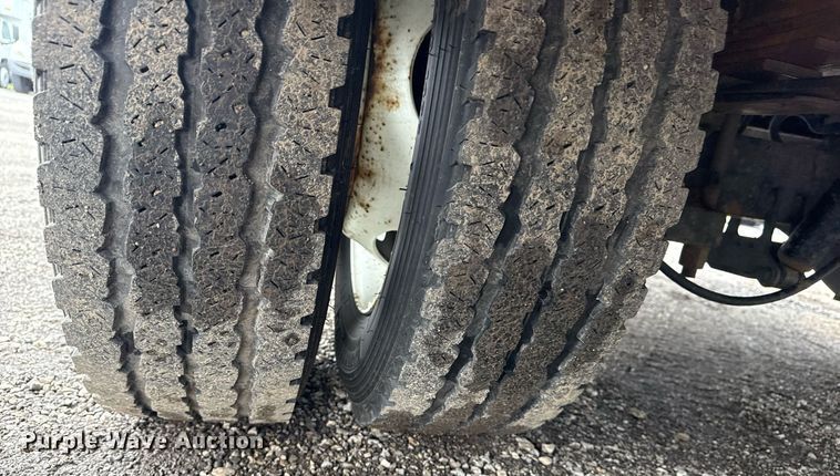 image for item EG5912 2014 International Terrastar box truck