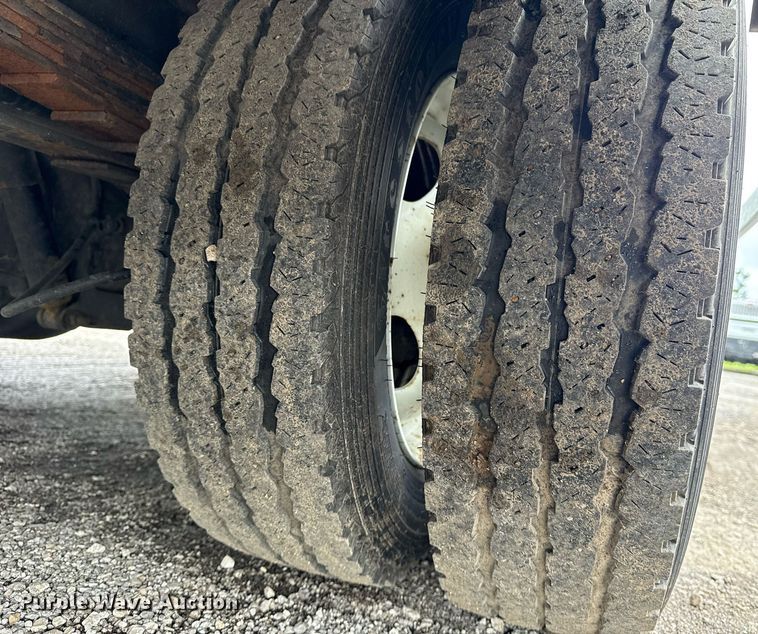 image for item EG5912 2014 International Terrastar box truck