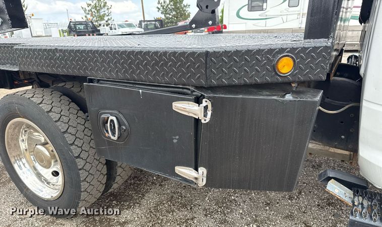 image for item EG5930 2019 Dodge Ram 5500 Crew Cab bale bed truck