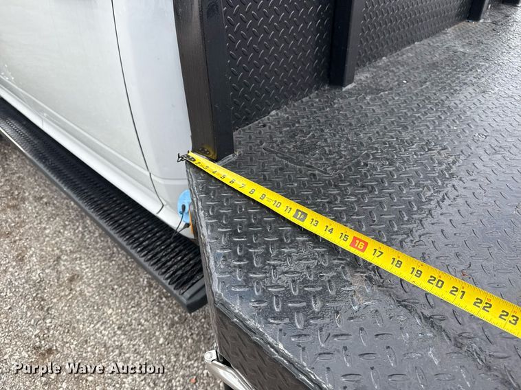 image for item EG5930 2019 Dodge Ram 5500 Crew Cab bale bed truck