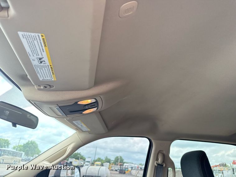 image for item EG5930 2019 Dodge Ram 5500 Crew Cab bale bed truck