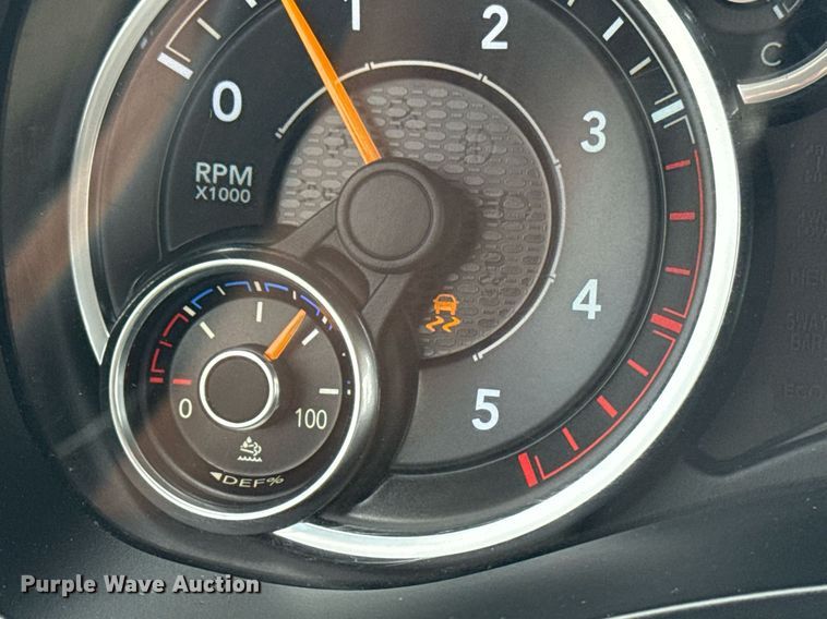 image for item EG5930 2019 Dodge Ram 5500 Crew Cab bale bed truck