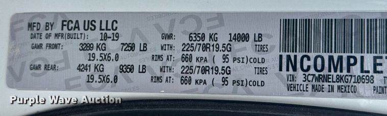 image for item EG5930 2019 Dodge Ram 5500 Crew Cab bale bed truck