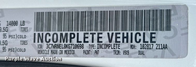 image for item EG5930 2019 Dodge Ram 5500 Crew Cab bale bed truck