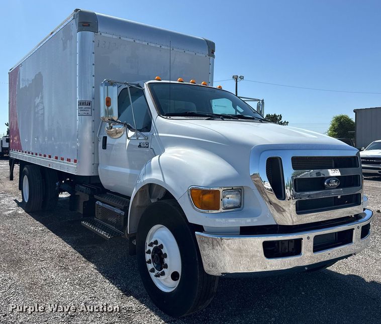 image for item EG5934 2013 Ford F650 Super Duty box truck
