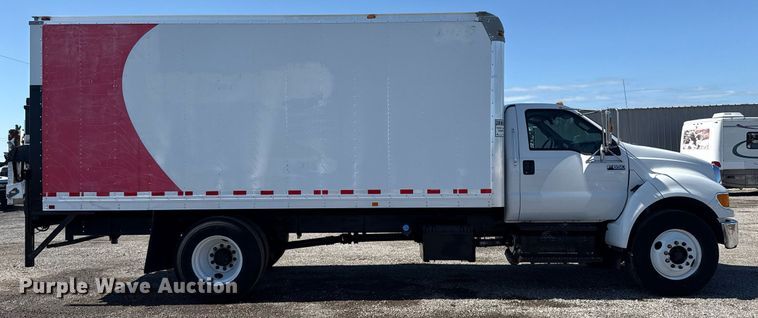 image for item EG5934 2013 Ford F650 Super Duty box truck