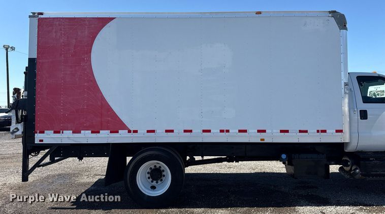 image for item EG5934 2013 Ford F650 Super Duty box truck