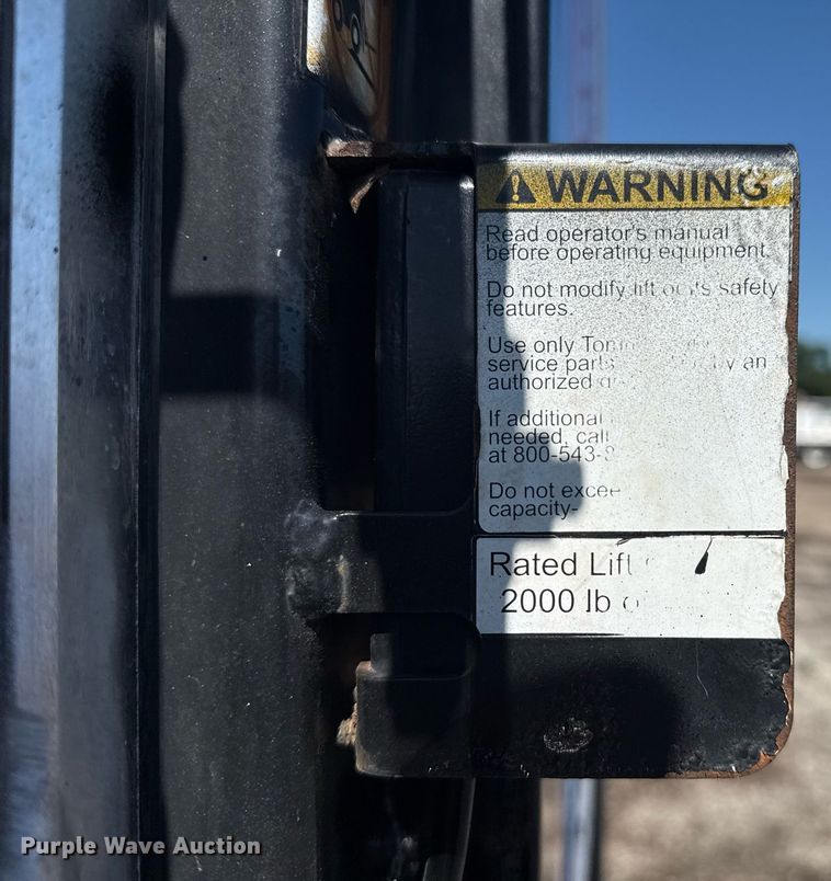 image for item EG5934 2013 Ford F650 Super Duty box truck