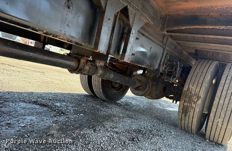 image for item EG5934 2013 Ford F650 Super Duty box truck